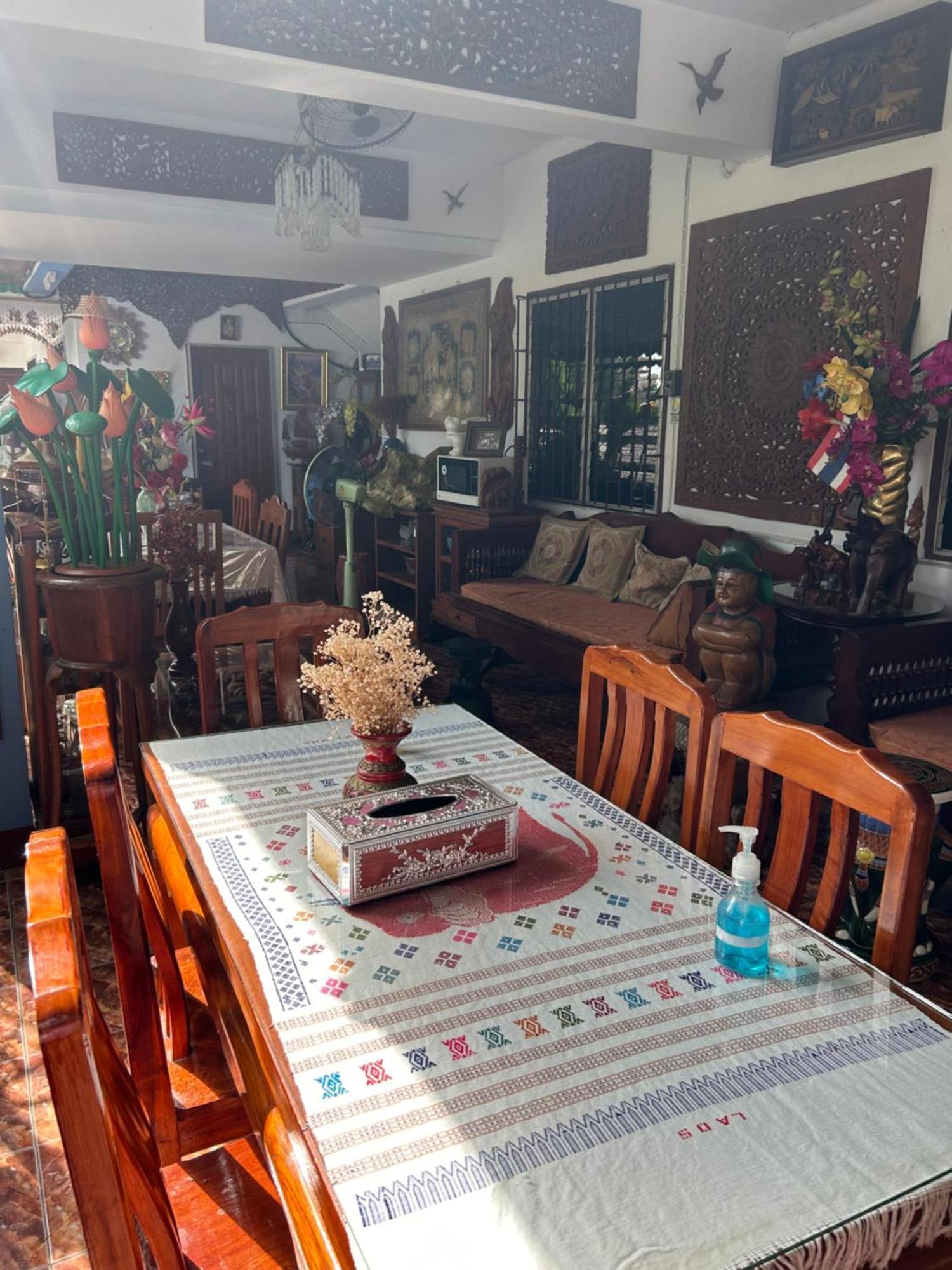 Hostel Saithong House Chiang Mai Exterior foto