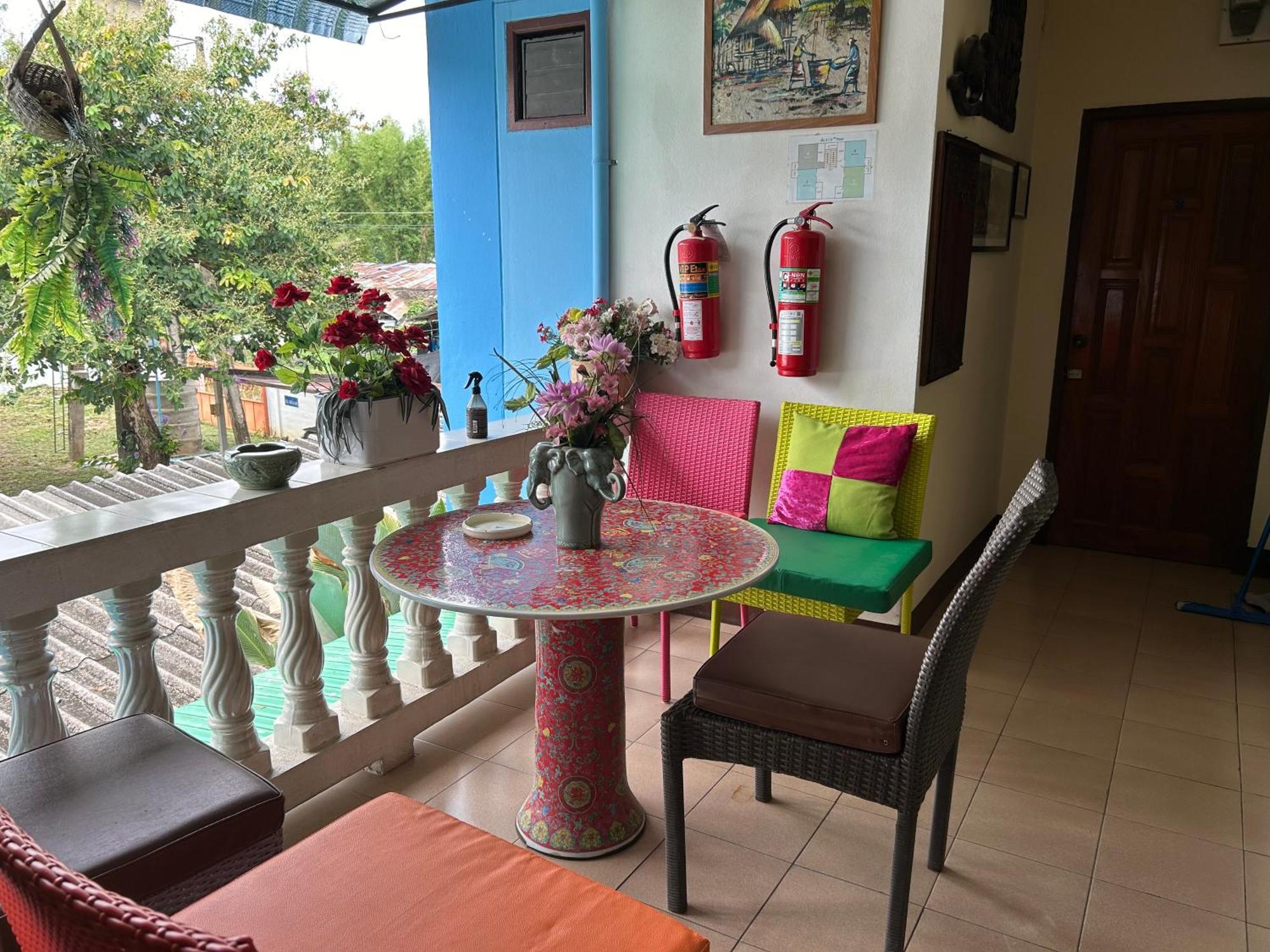 Hostel Saithong House Chiang Mai Exterior foto